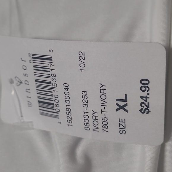 NWT WOMEN'S WINDSOR LONGSLEEVE CROP TOP BLOUSE - Picture 3 of 5